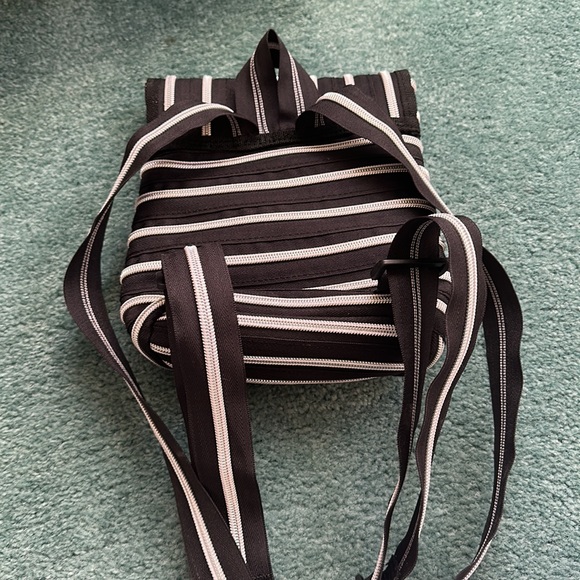 zip-it mini backpack - Picture 2 of 3